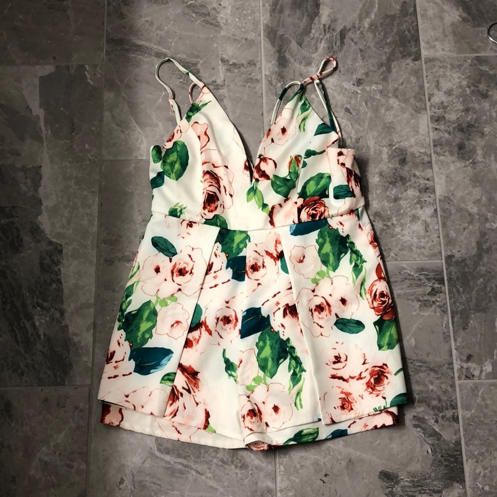 Rose print romper